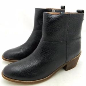 Madewell Perrie Boot in Pebbled Black Leather